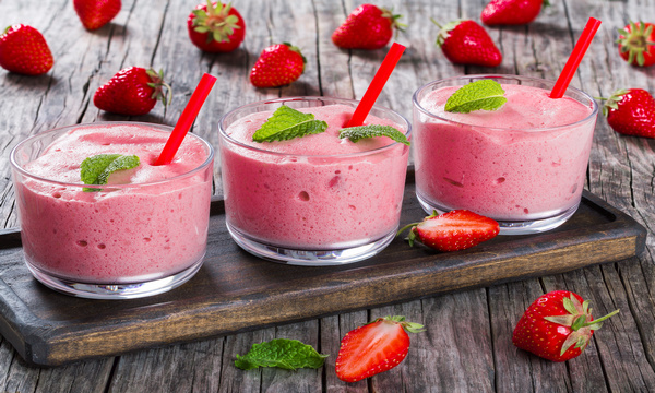 Mousse di fragole, ricetta facile per un dessert fresco
